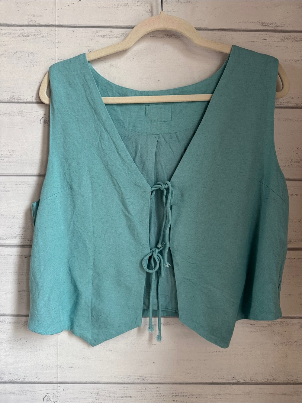 Daily Drills Tie Up linen Blend Vest